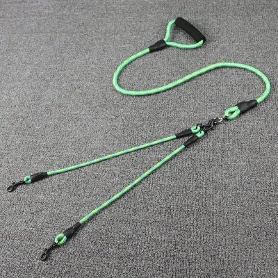 Laisse pour chien |double anti traction Track vert| Chien en balade
