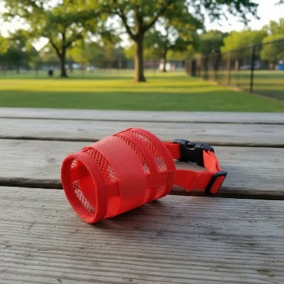 Muselière | MuzLight Respirante Ajustable - Chien en balade